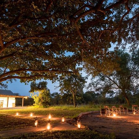 Makuwa Safari Lodge Mbabat Extérieur photo